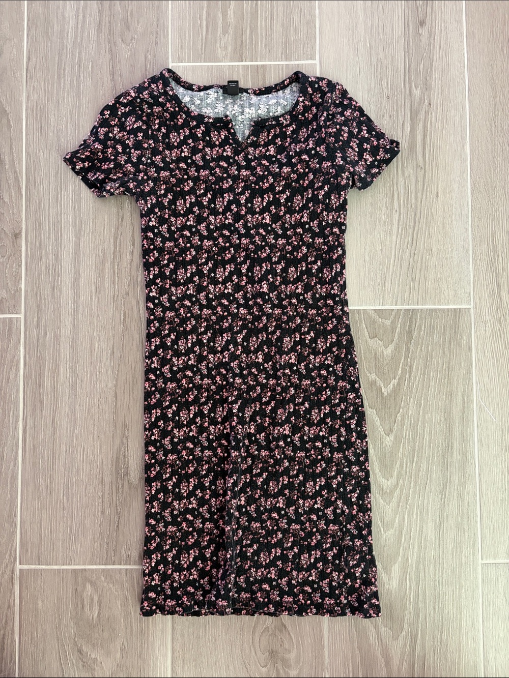 Teens Tight Tube Black Floral Short Sleeve Midi Dress - Pink Floral Print.
